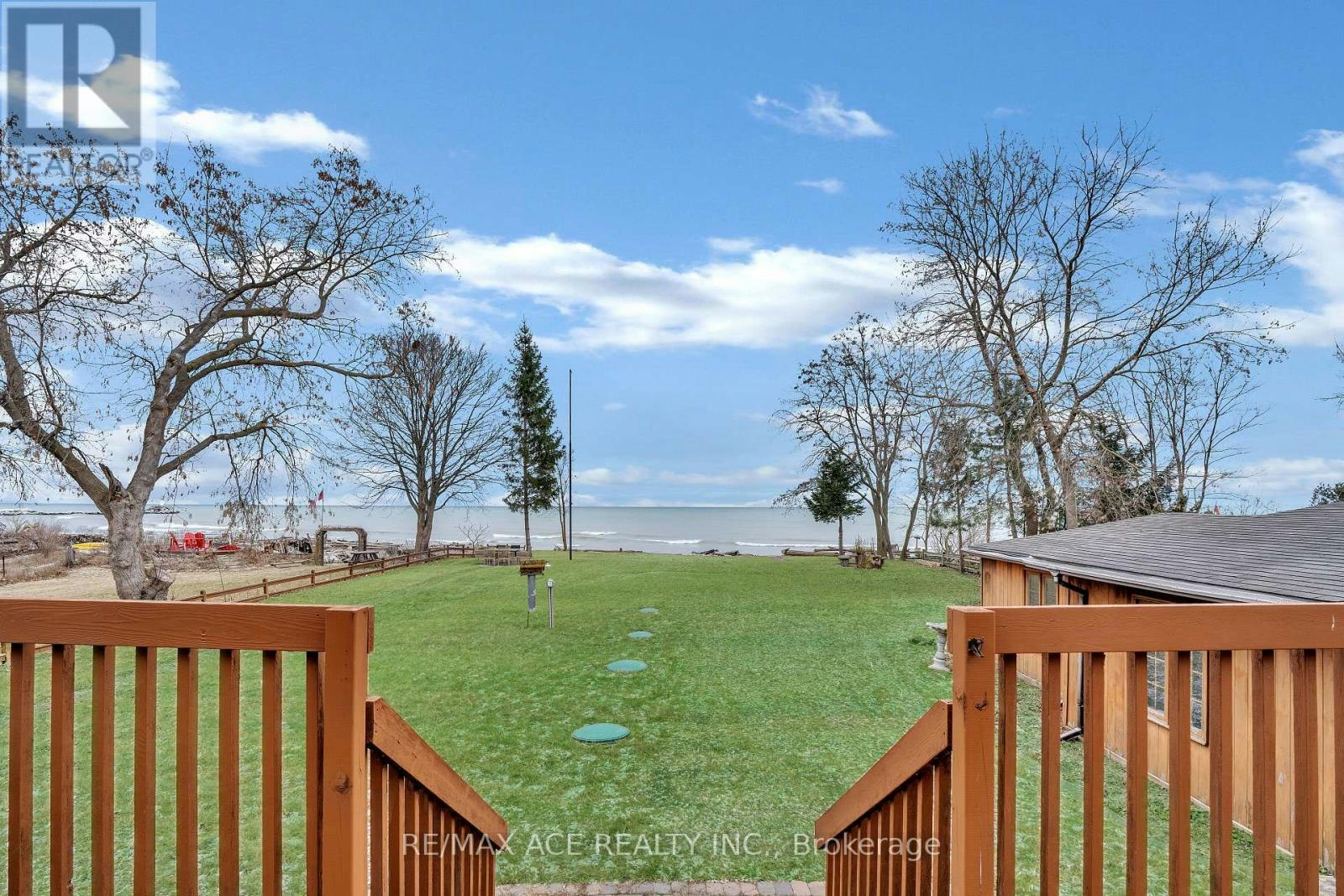 52 Beach Road WEST, Clarington, ON, L1C 7B7 - 8