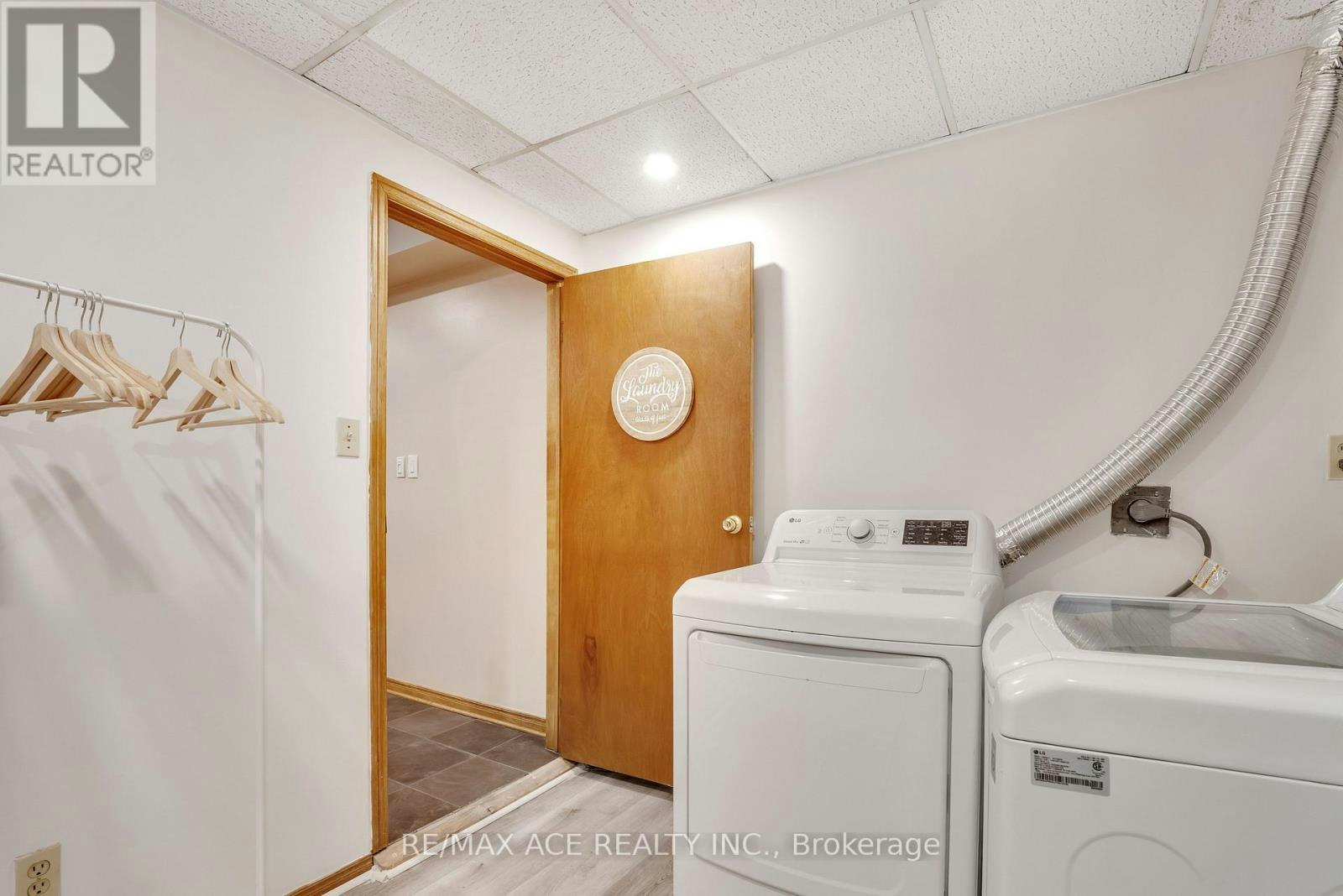 52 Beach Road WEST, Clarington, ON, L1C 7B7 - 46
