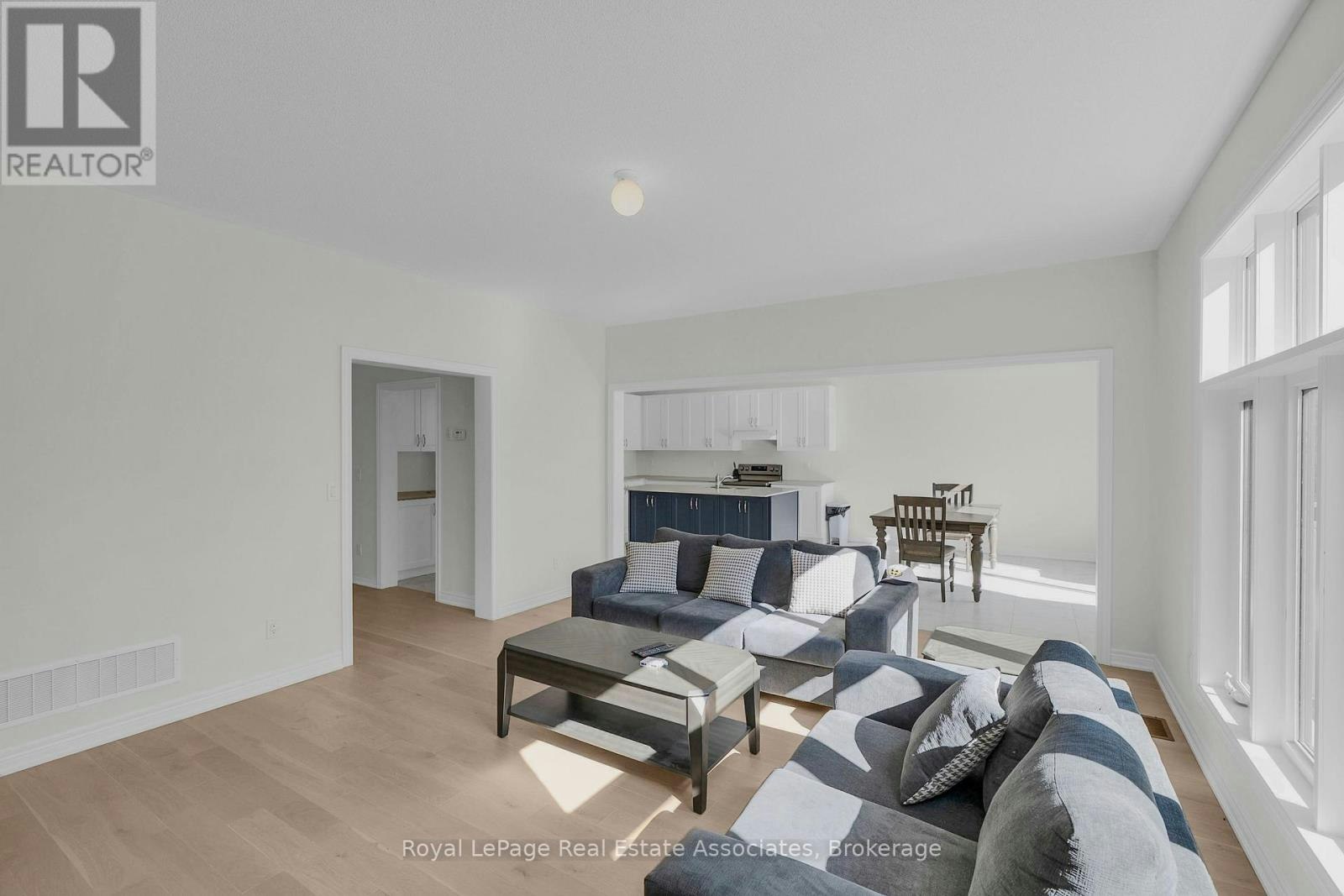 1418 Davis Loop, Innisfil, ON, L0L 1W0 - 14