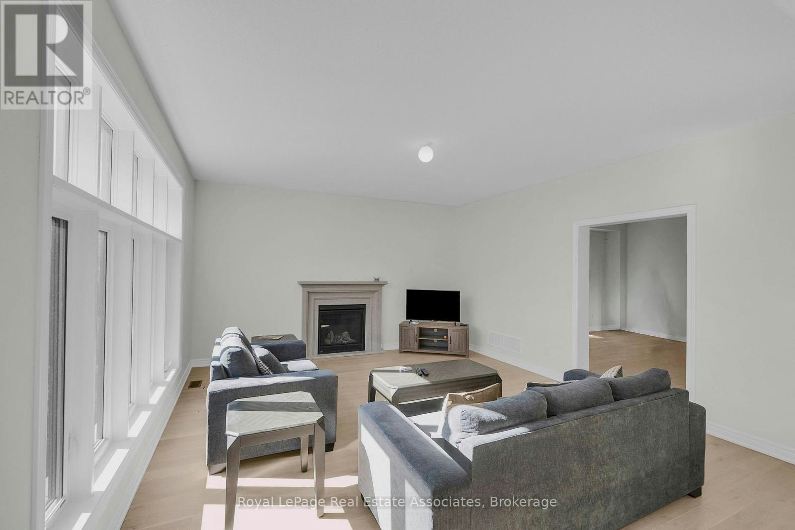 1418 Davis Loop, Innisfil, ON, L0L 1W0 - 13