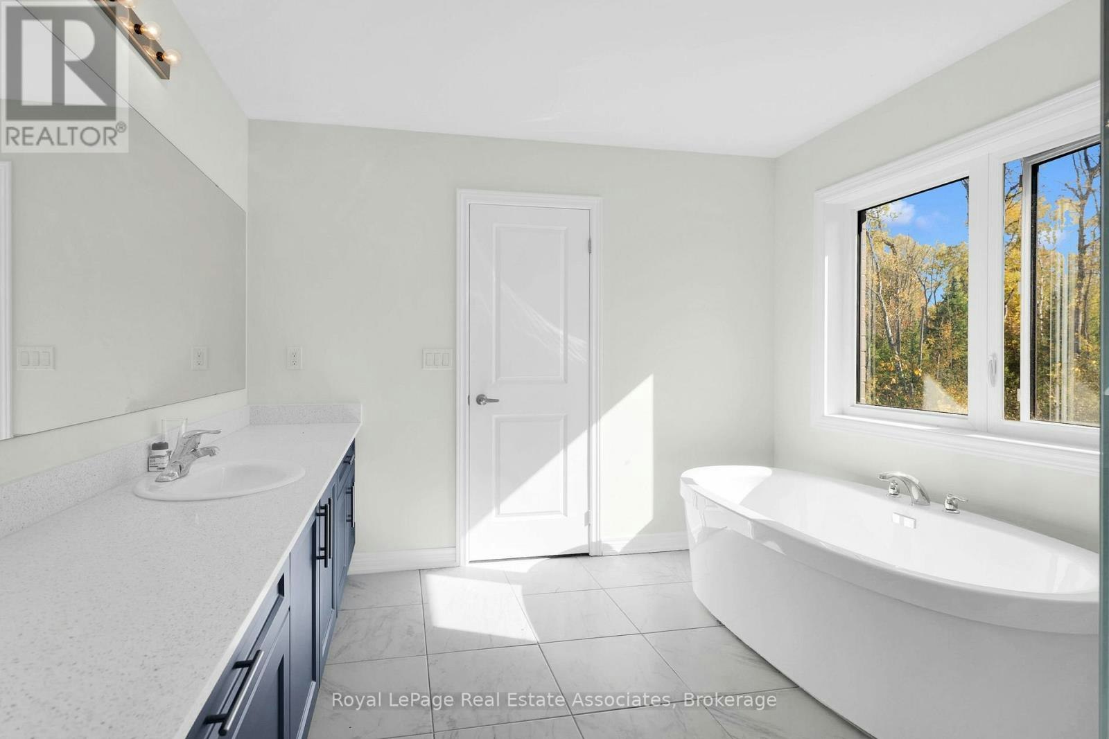 1418 Davis Loop, Innisfil, ON, L0L 1W0 - 28