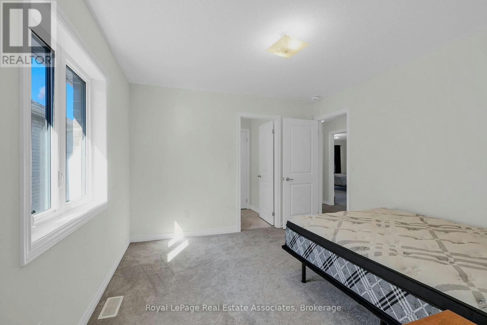 1418 Davis Loop, Innisfil, ON, L0L 1W0 - 37