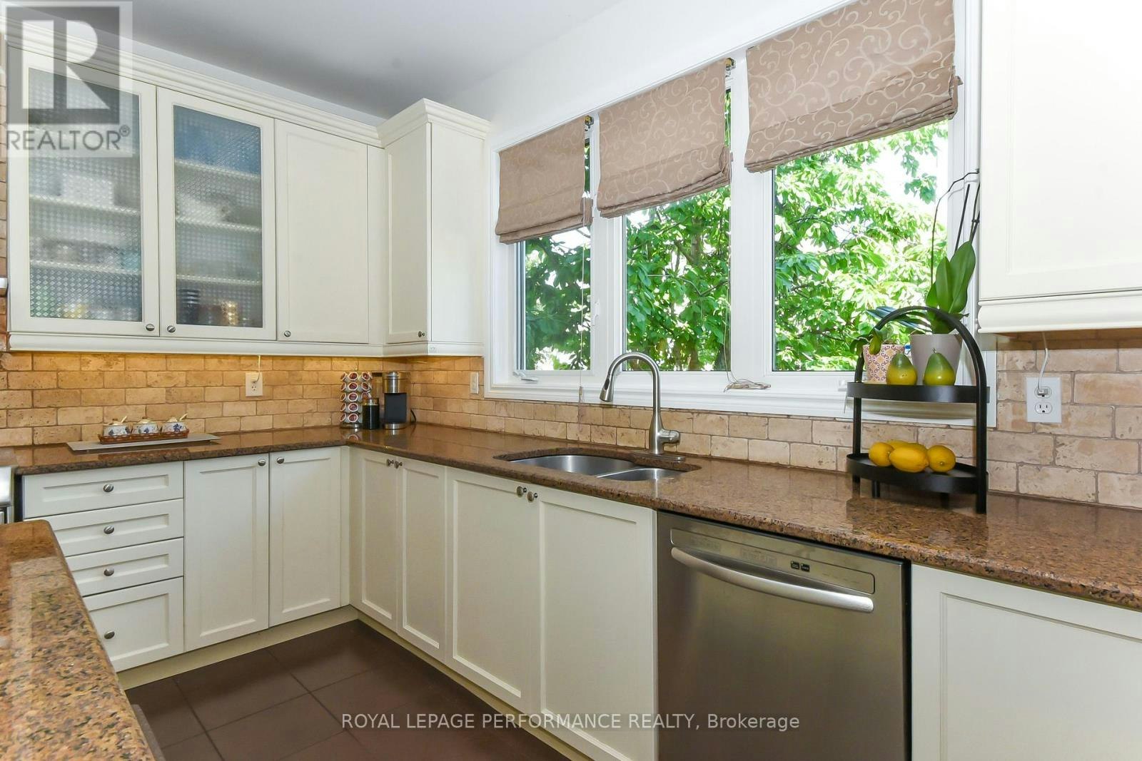 2744 Grand Vista Circle, Ottawa, ON, K2J 0W6 - 20