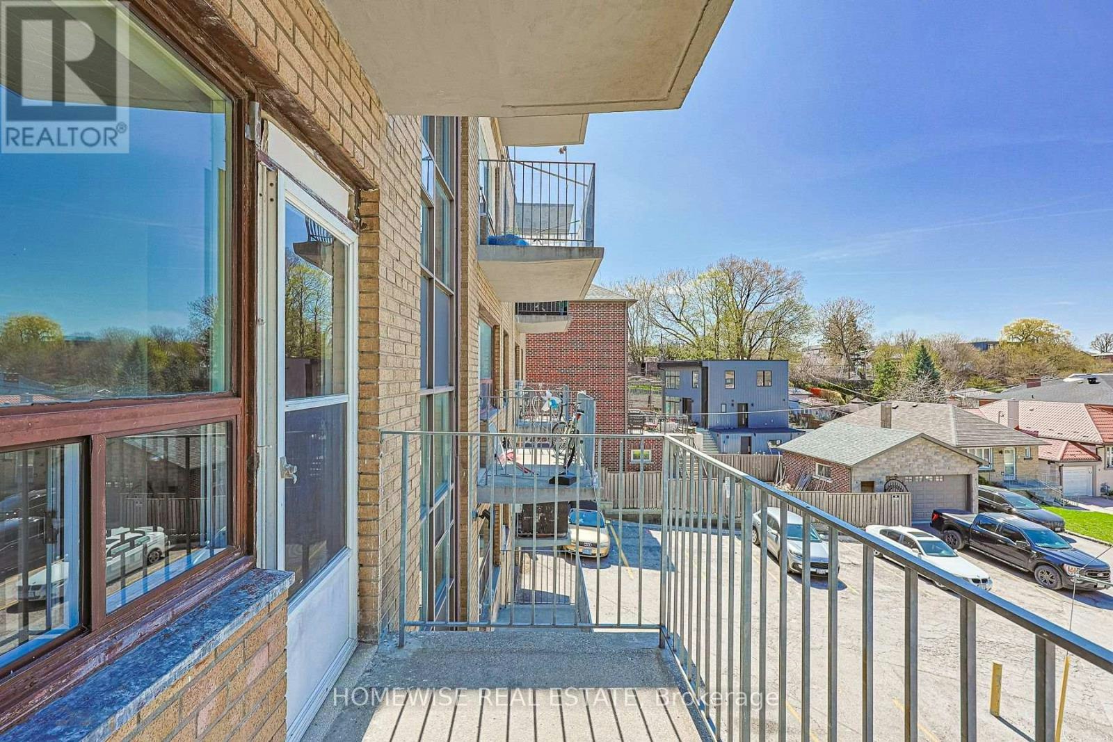 207-2204 Dufferin Street, Toronto, ON, M6E 3R8 - 11