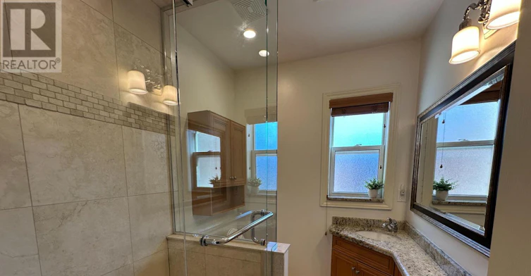 1-27 Mossom Road W, Toronto, ON, M6S 1L9 - 5