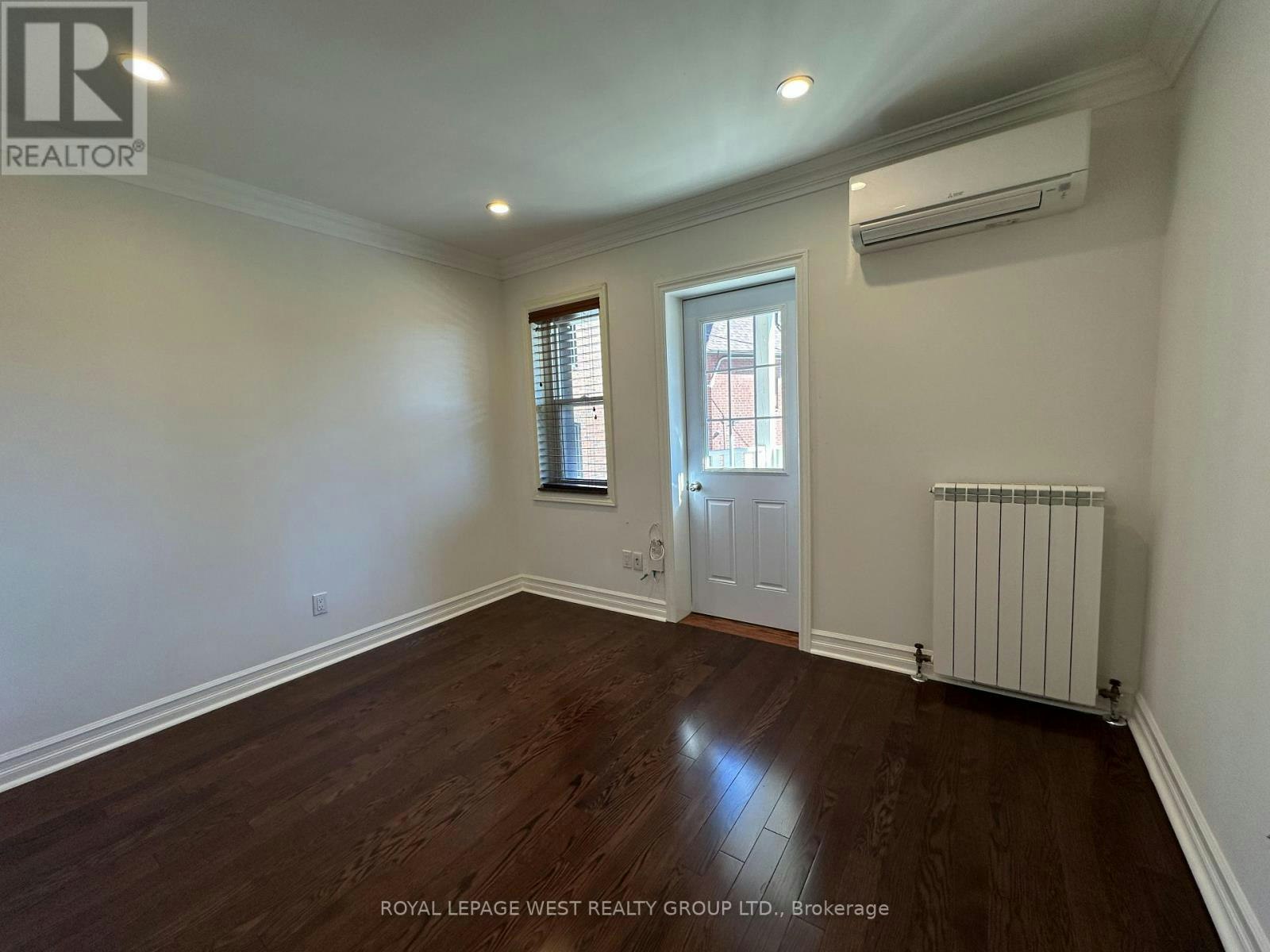 1-27 Mossom Road W, Toronto, ON, M6S 1L9 - 11