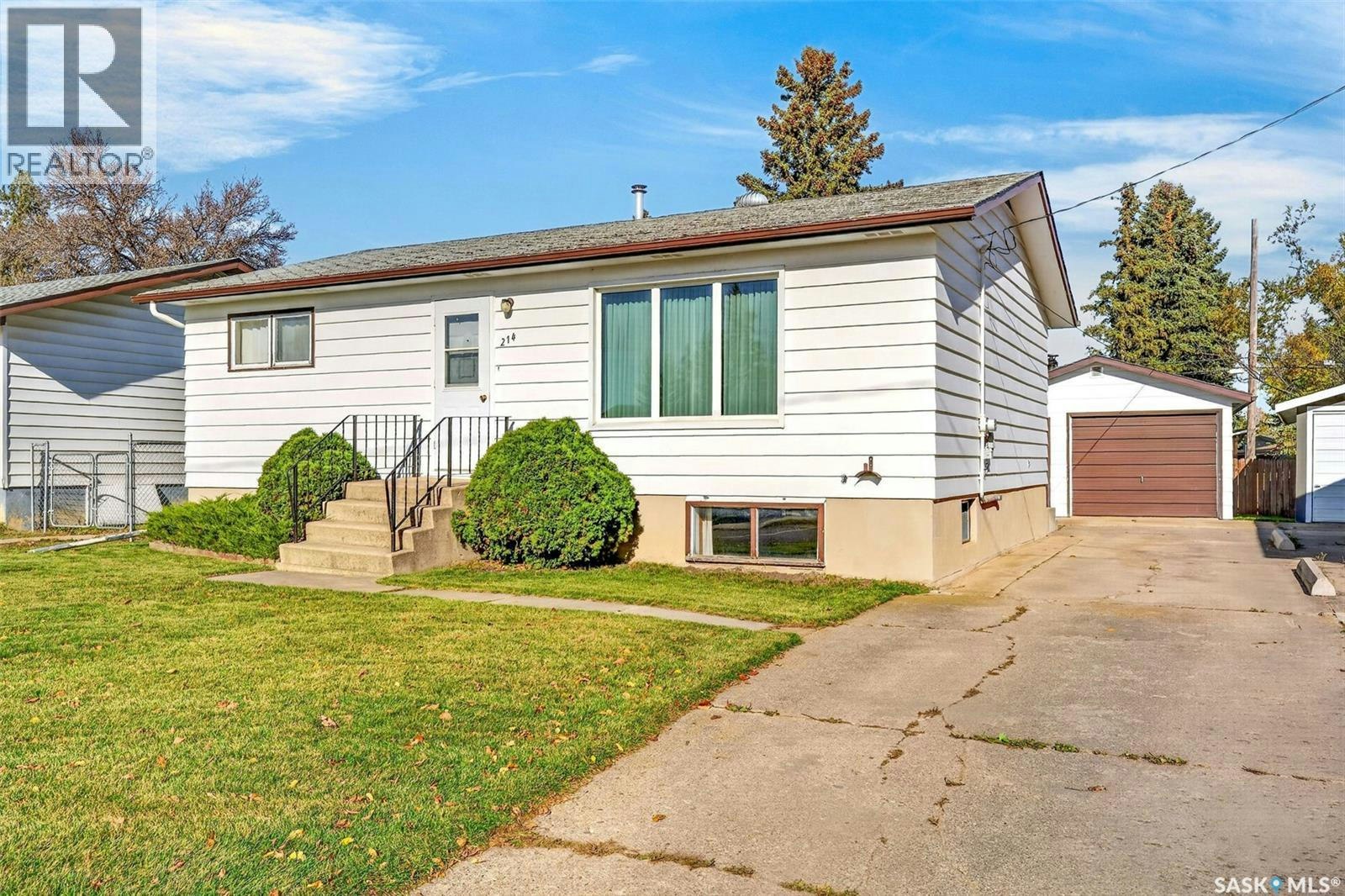 214 Burns Avenue W, Melfort, SK, S0E 1A0