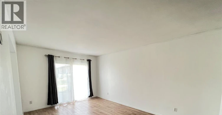 81-1800 Columbia Court, Windsor, ON, N9E 1B1 - 8