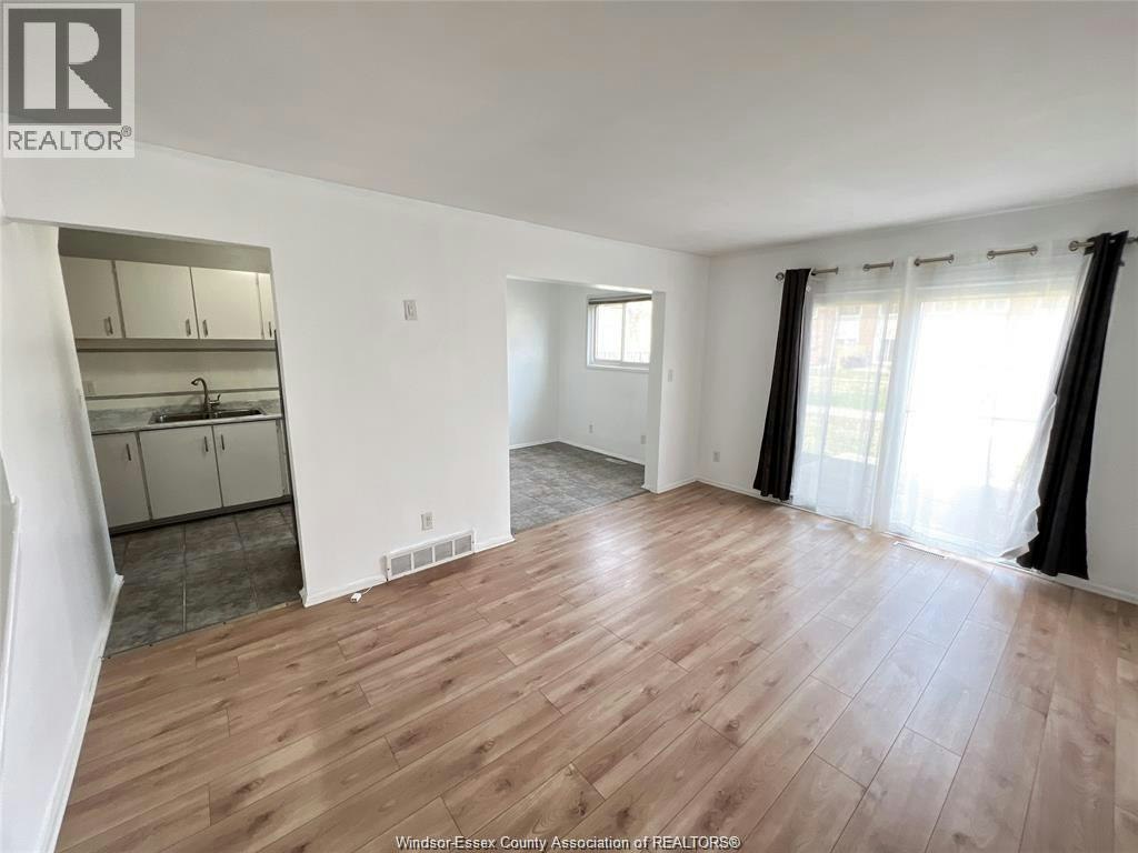 81-1800 Columbia Court, Windsor, ON, N9E 1B1 - 7