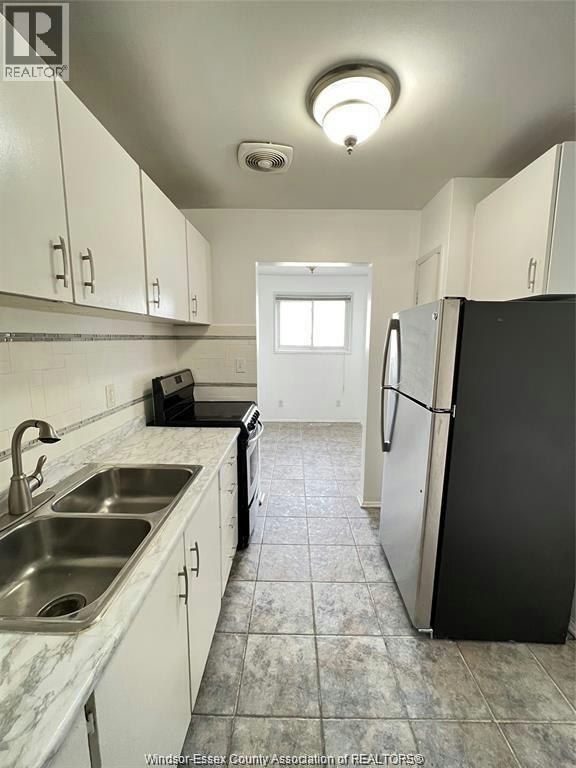 81-1800 Columbia Court, Windsor, ON, N9E 1B1 - 14
