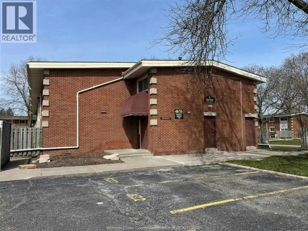 81-1800 Columbia Court, Windsor, ON, N9E 1B1 - 2
