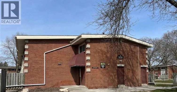 81-1800 Columbia Court, Windsor, ON, N9E 1B1 - 2