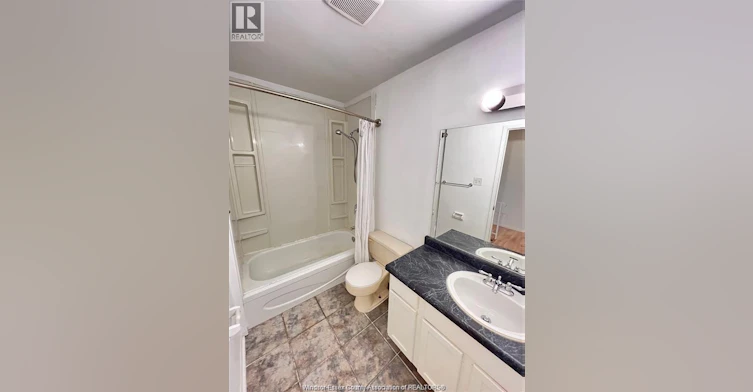 81-1800 Columbia Court, Windsor, ON, N9E 1B1 - 23