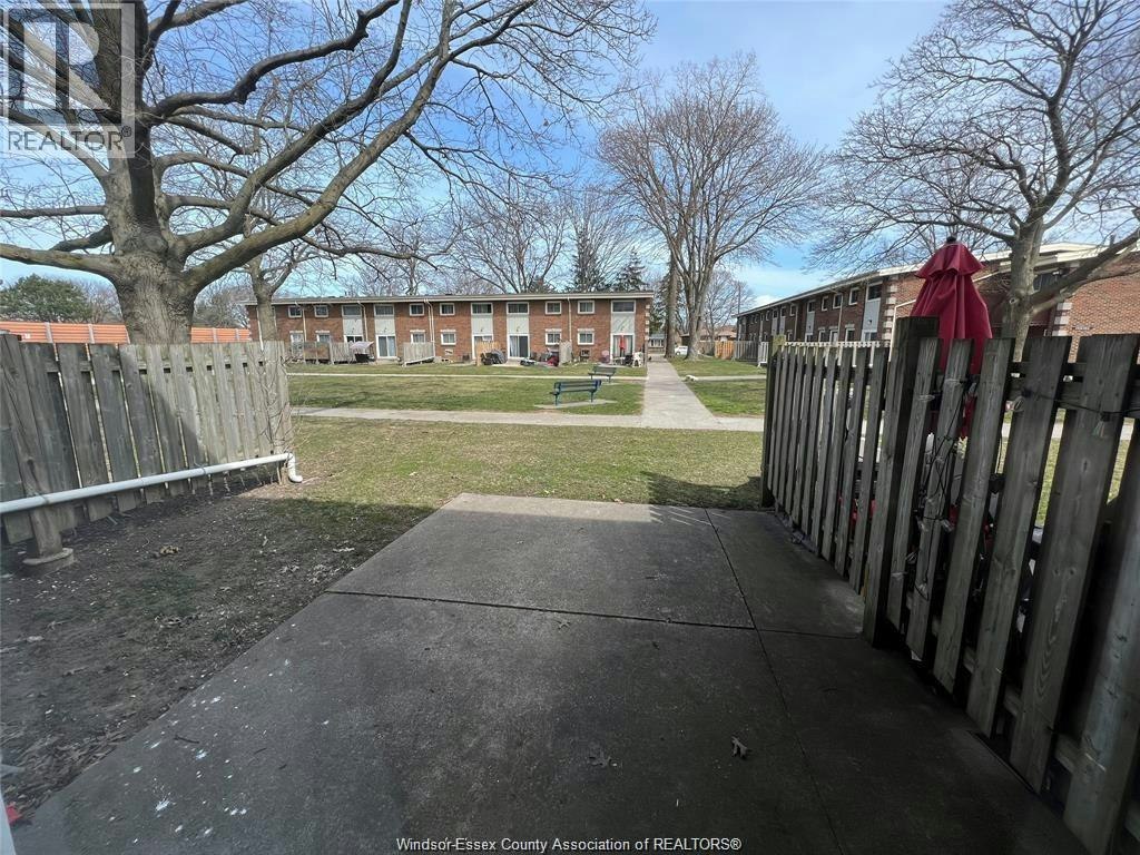 81-1800 Columbia Court, Windsor, ON, N9E 1B1 - 28