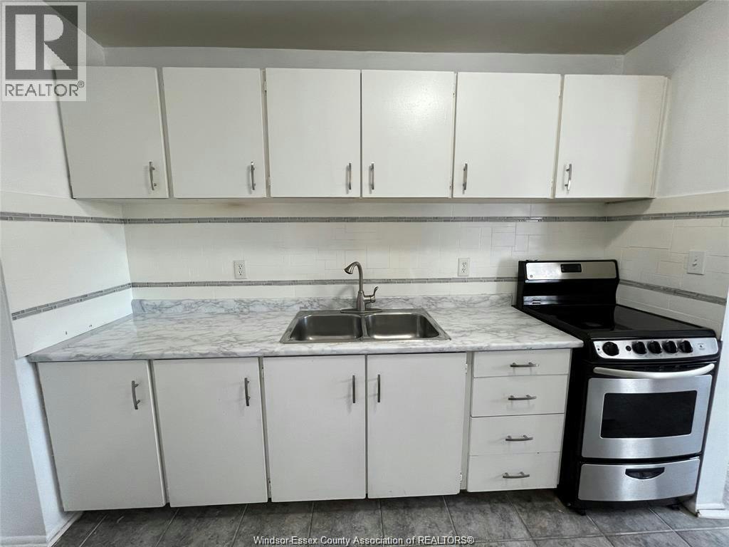 81-1800 Columbia Court, Windsor, ON, N9E 1B1 - 13