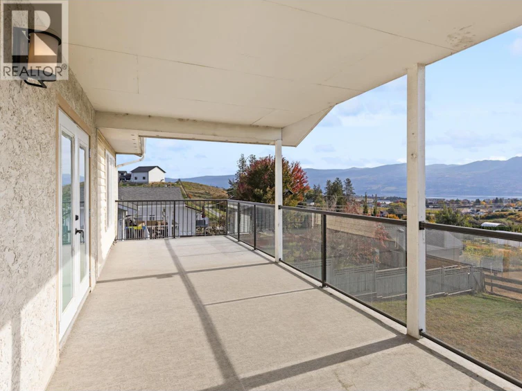 2582 Neufeld Crescent, Westbank, BC, V4T 1P2 - 16