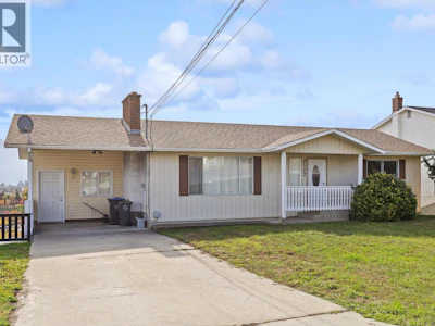 2582 Neufeld Crescent - 2