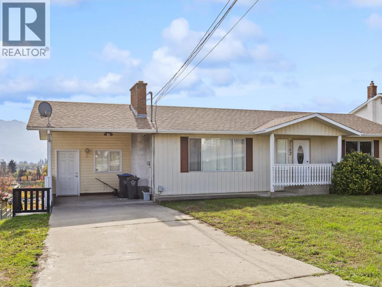 2582 Neufeld Crescent, Westbank, BC, V4T 1P2 - 2