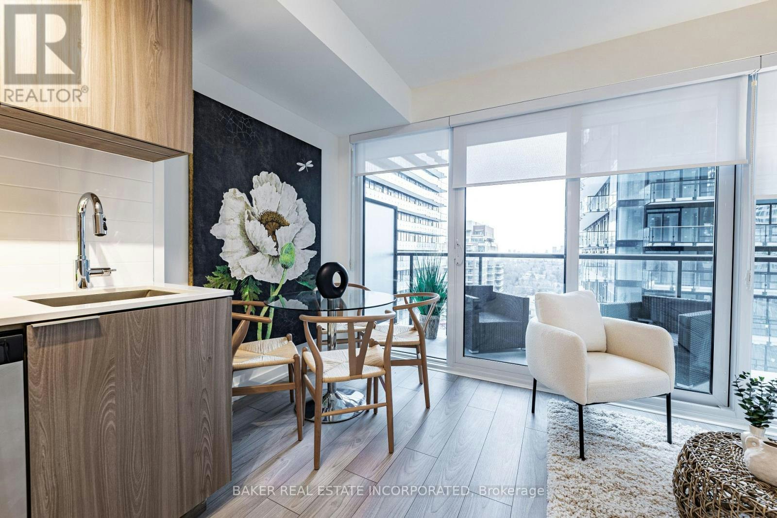 1112-223 Redpath Avenue, Toronto, ON, M4P 0E8 - 11