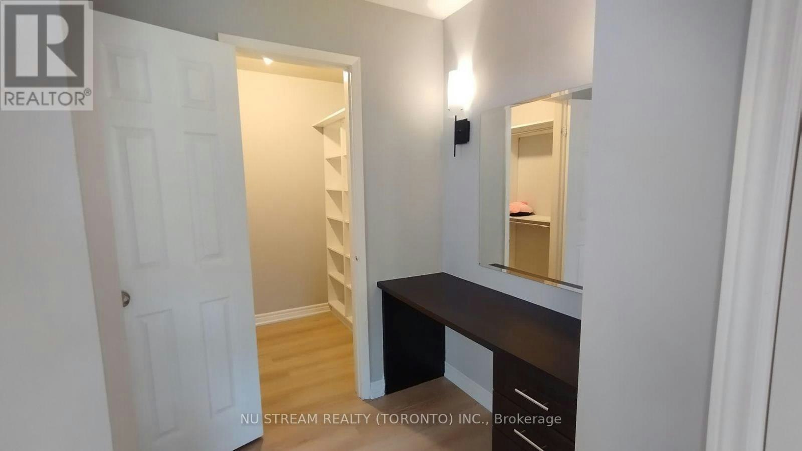 20 Scenic Mill Way, Toronto, ON, M2L 1S3 - 8