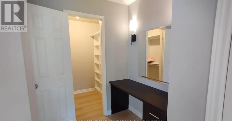 20 Scenic Mill Way, Toronto, ON, M2L 1S3 - 8