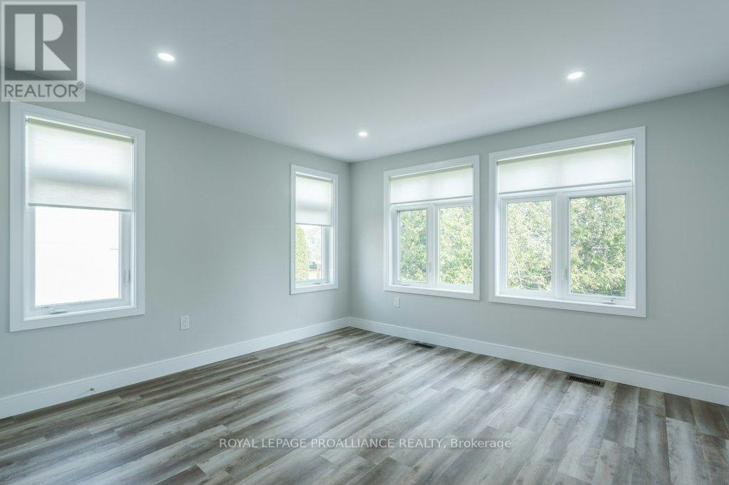 16-550 Brealey Drive, Peterborough, ON, K9K 2R8 - 38