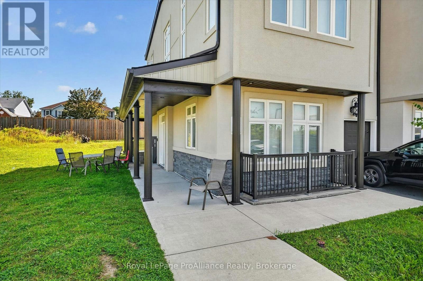 16-550 Brealey Drive, Peterborough, ON, K9K 2R8 - 2