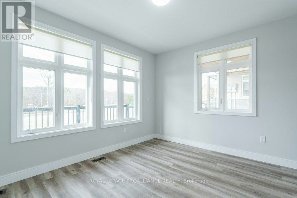 16-550 Brealey Drive, Peterborough, ON, K9K 2R8 - 12