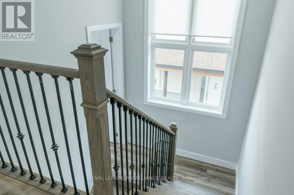16-550 Brealey Drive, Peterborough, ON, K9K 2R8 - 30