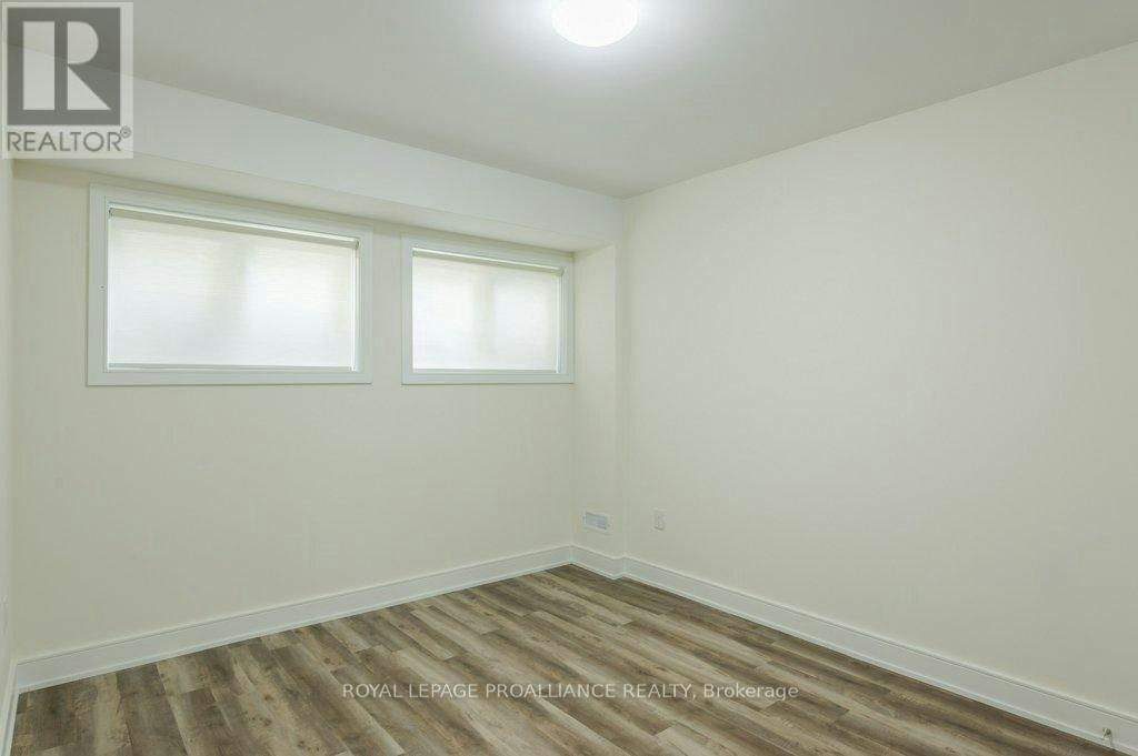 16-550 Brealey Drive, Peterborough, ON, K9K 2R8 - 44