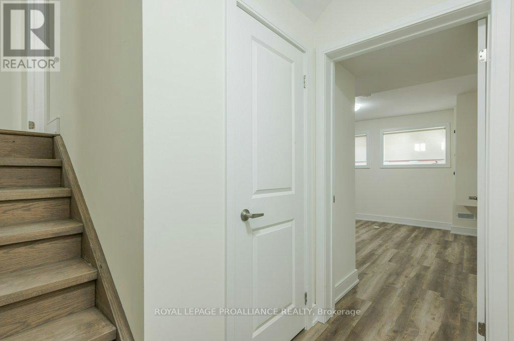 16-550 Brealey Drive, Peterborough, ON, K9K 2R8 - 47