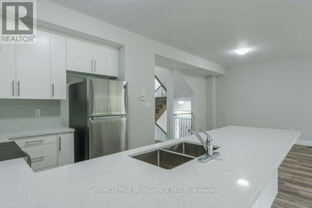 16-550 Brealey Drive, Peterborough, ON, K9K 2R8 - 19