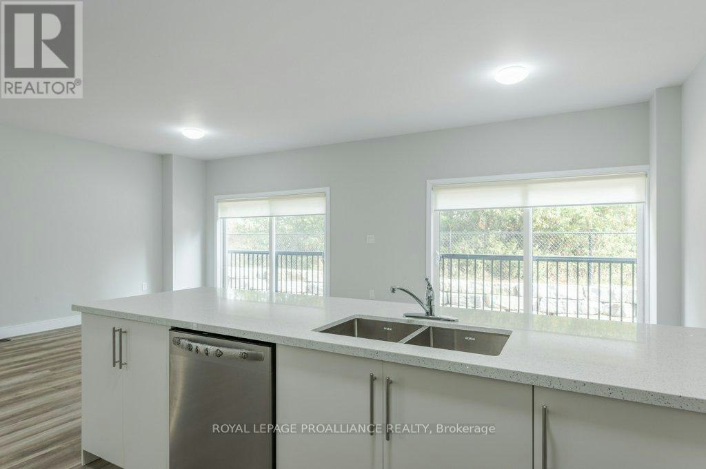 16-550 Brealey Drive, Peterborough, ON, K9K 2R8 - 18