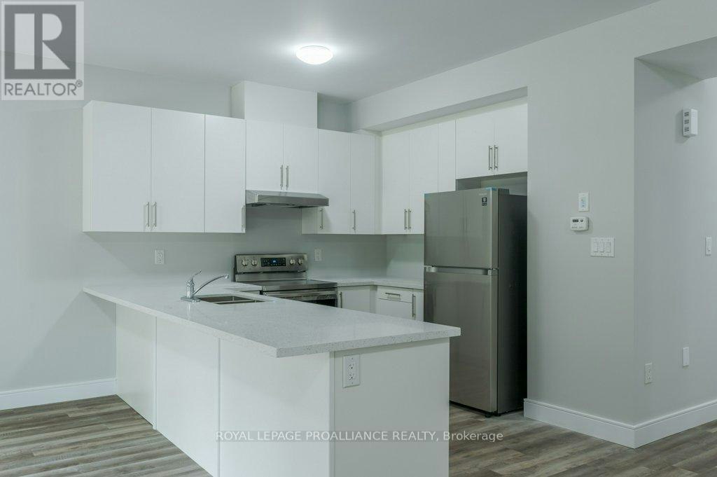 16-550 Brealey Drive, Peterborough, ON, K9K 2R8 - 16