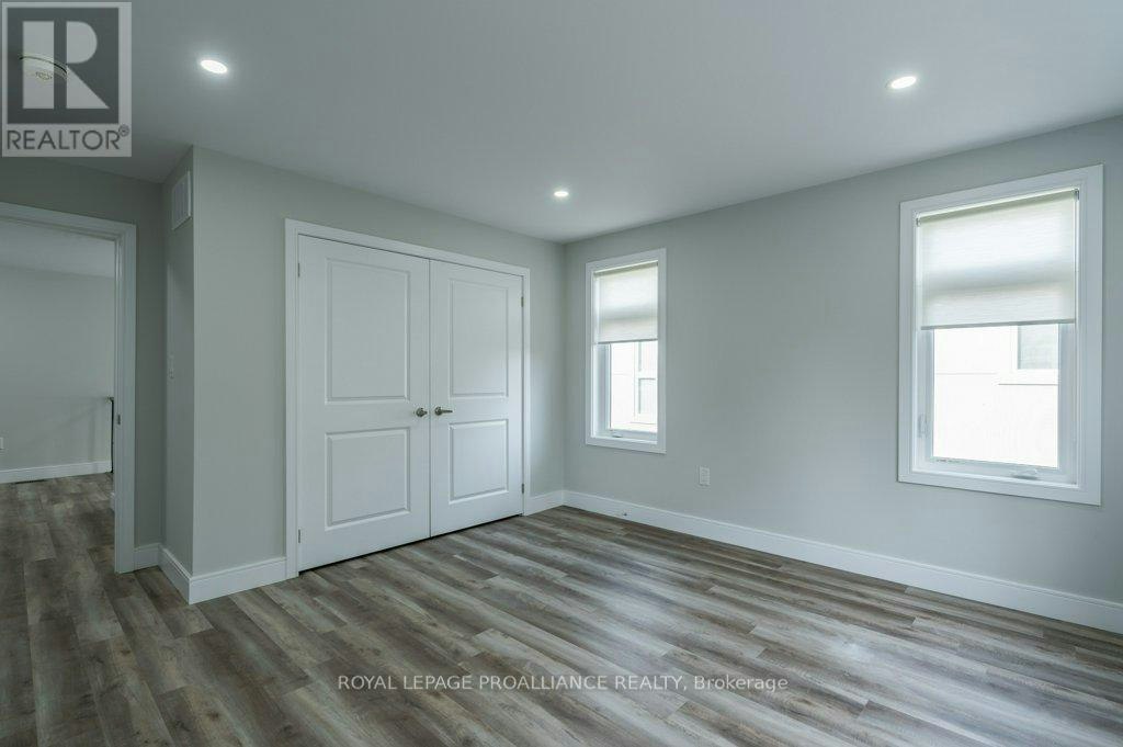 16-550 Brealey Drive, Peterborough, ON, K9K 2R8 - 39