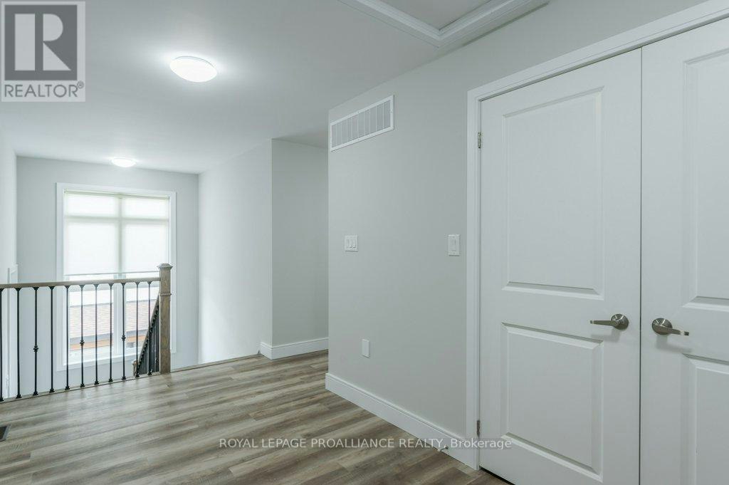 16-550 Brealey Drive, Peterborough, ON, K9K 2R8 - 32