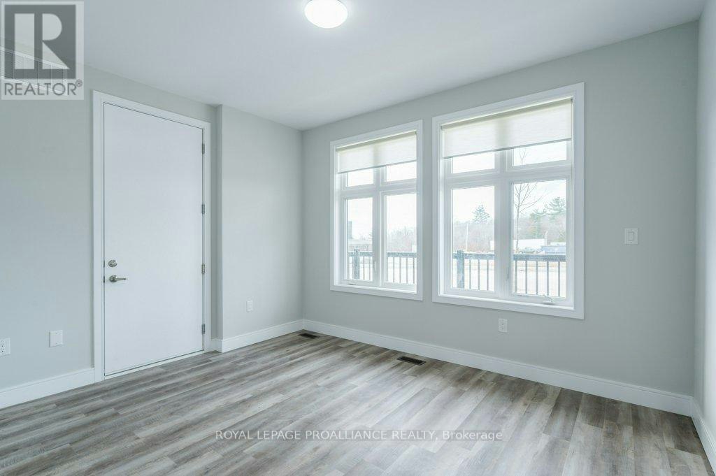 16-550 Brealey Drive, Peterborough, ON, K9K 2R8 - 9