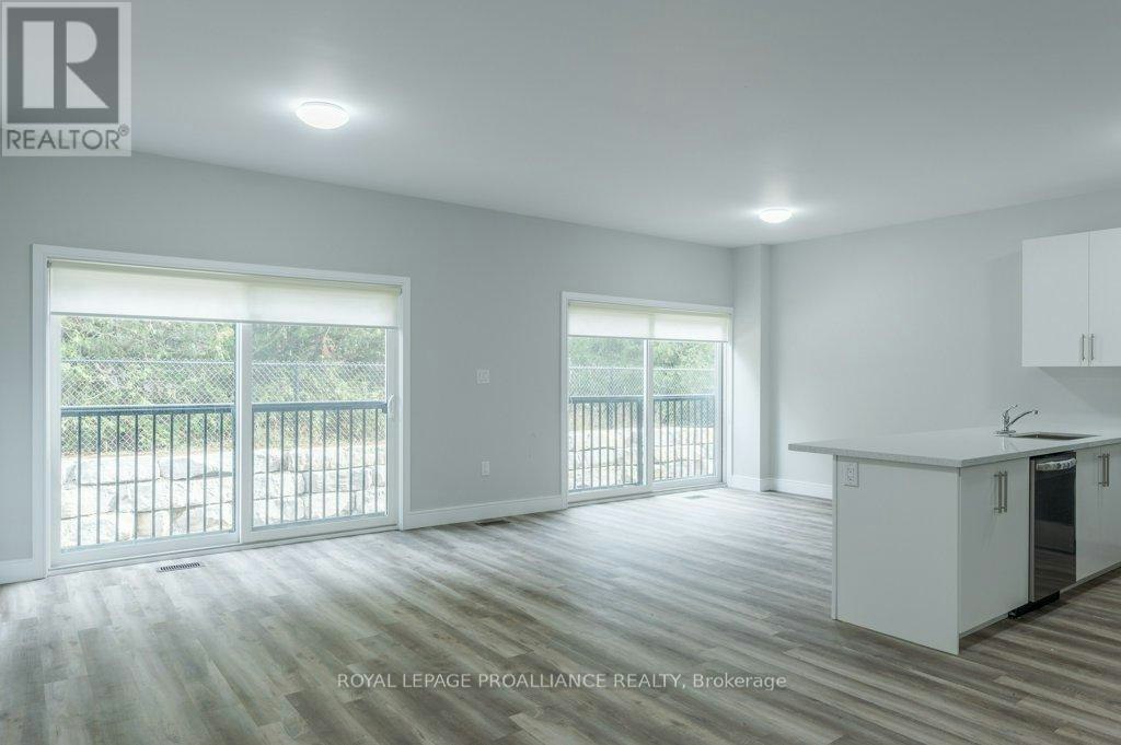 16-550 Brealey Drive, Peterborough, ON, K9K 2R8 - 15
