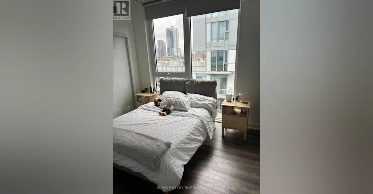 1110-15 Baseball Place, Toronto, ON, M4M 0E7 - 7