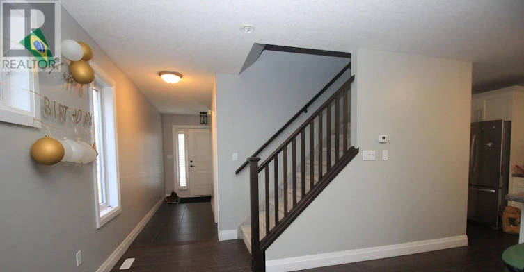 6832 Vallas Circle, London, ON, N6P 0B5 - 11