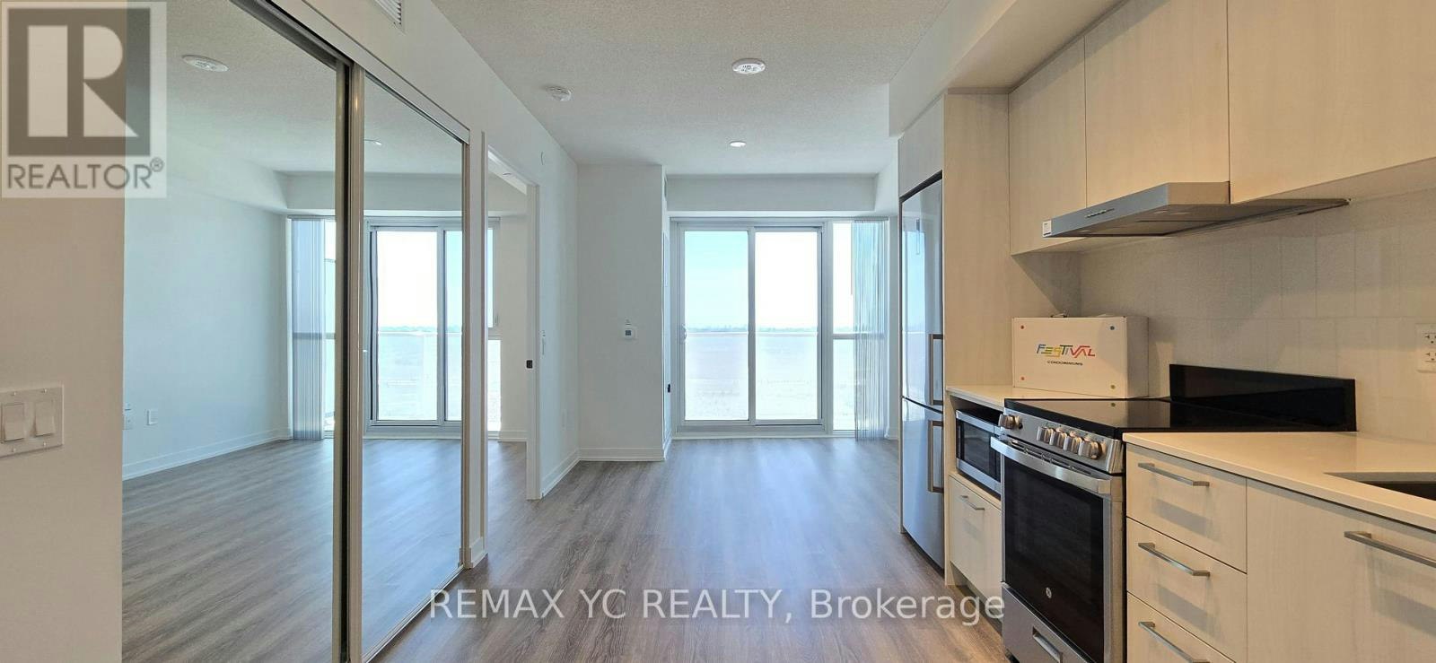 2805-195 Commerce Street, Vaughan, ON, L4K 0P9 - 2