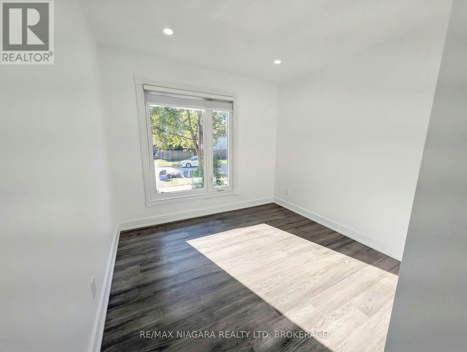 2474 Bridge Road, Oakville, ON, L6L 2H2 - 22