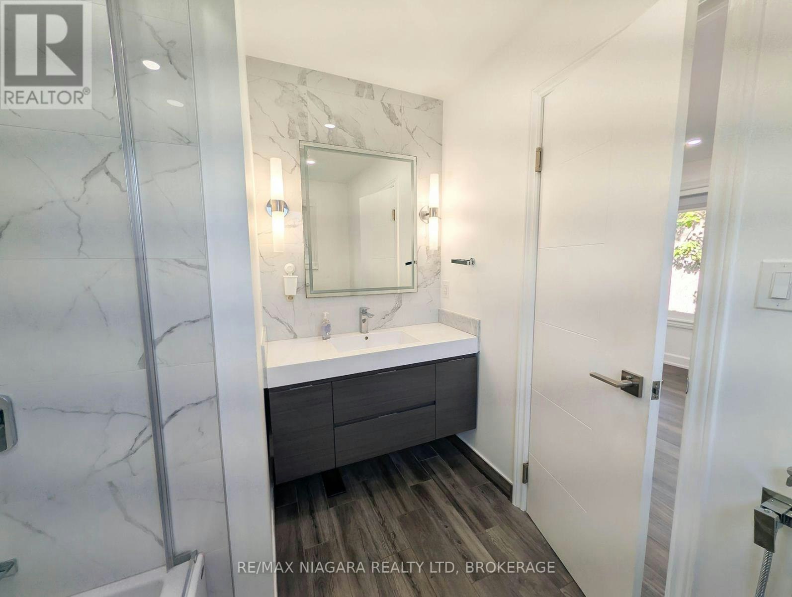 2474 Bridge Road, Oakville, ON, L6L 2H2 - 14