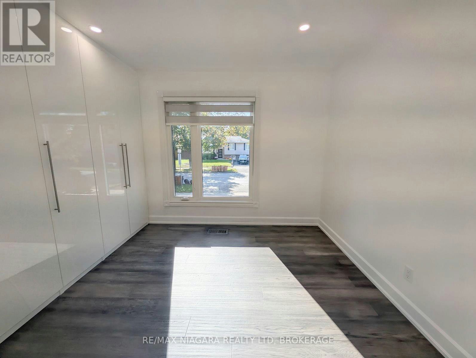 2474 Bridge Road, Oakville, ON, L6L 2H2 - 17