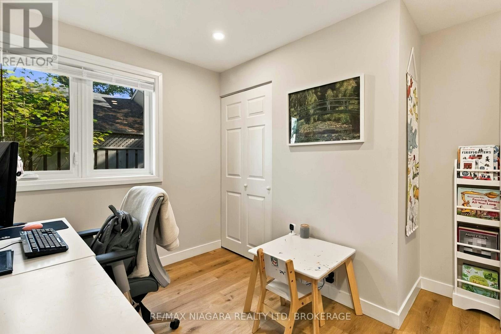 MAIN-1852 Truscott Drive, Mississauga, ON, L5J 2A2 - 16