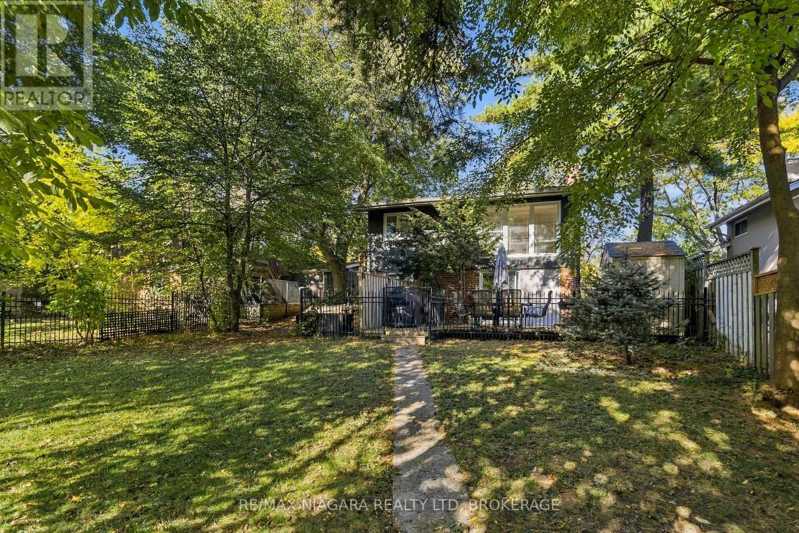 MAIN-1852 Truscott Drive, Mississauga, ON, L5J 2A2 - 27
