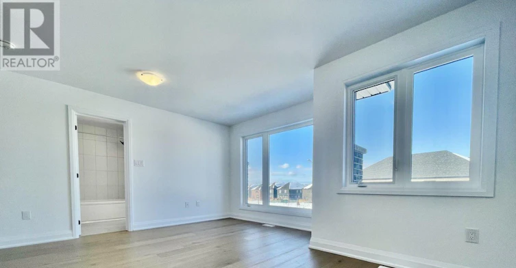 UPPER-19 Gateway Drive, Barrie, ON, L9J 0Y1 - 12
