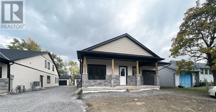 4 Lower Level 13 Valley Road, St. Catharines, ON, L2S 1Y7