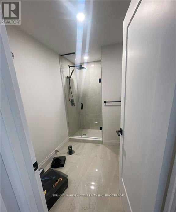 4 Lower Level 13 Valley Road, St. Catharines, ON, L2S 1Y7 - 8