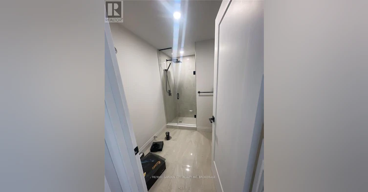 4 Lower Level 13 Valley Road, St. Catharines, ON, L2S 1Y7 - 8